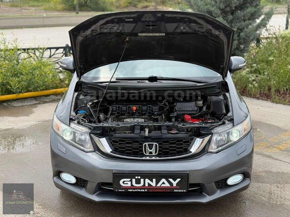 ACİL SATILIK 2014 MODEL HONDA CİVİC 1.6 ECO ELEGANCE KM 132 BİN