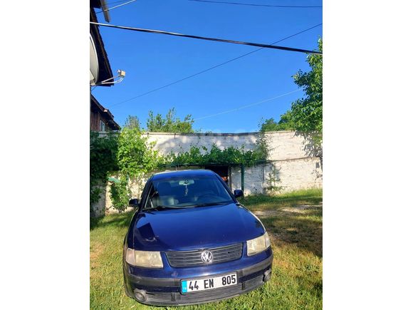 Sahibinden Volkswagen Passat 1.8 Trendline 2000 Model