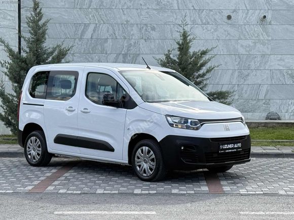 UZUNER AUTO'dan 2023 MODEL 1.5blueHDİ 97 bin km hatasız