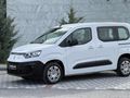 UZUNER AUTO'dan 2023 MODEL 1.5blueHDİ 97 bin km hatasız
