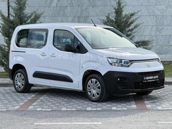 UZUNER AUTO'dan 2023 MODEL 1.5blueHDİ 97 bin km hatasız