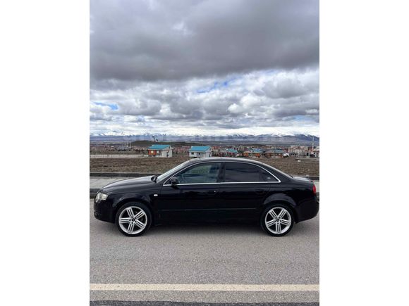 Sahibinden Audi A4 Sedan 1.6 2006 Model  284.000 km Siyah
