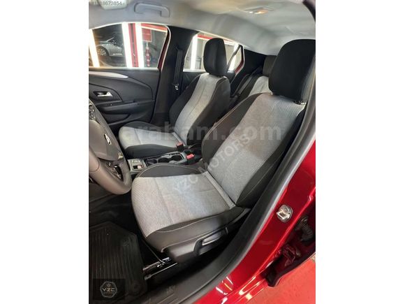 2025 HATASIZ BOYASIZ OPEL CORSA 1.2 T EDİTİON OTOMATİK 10.200 km