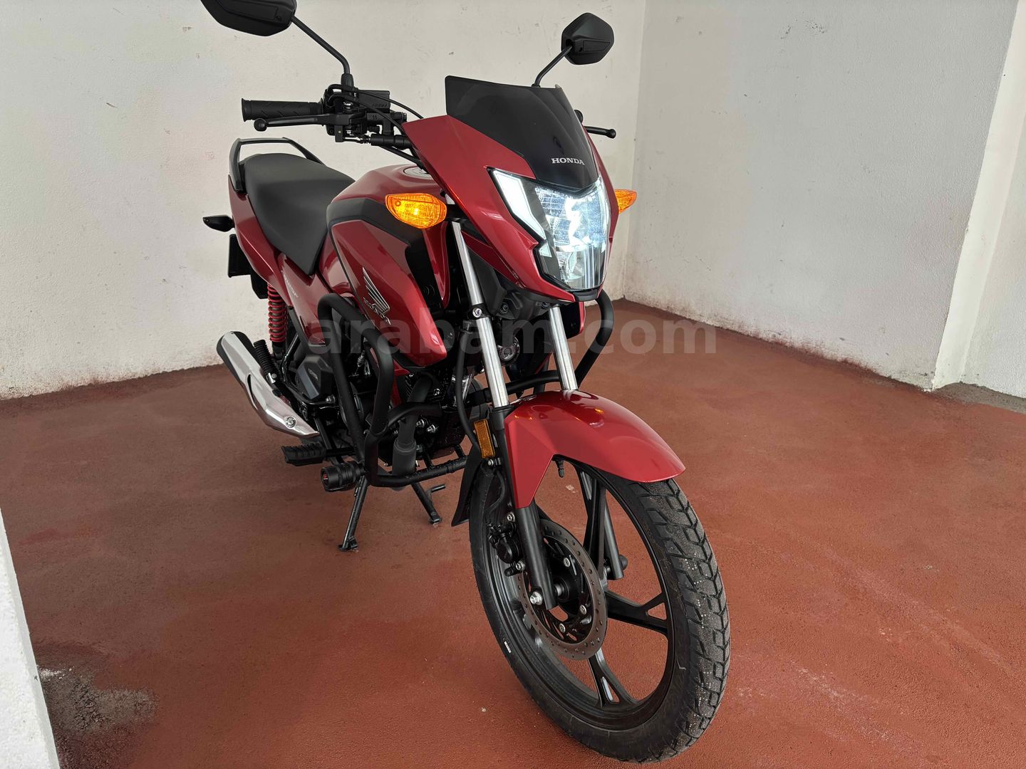 ホンダCB125B6 Sahibinden Honda CB 125 F 2025 Model Zonguldak 6.001 km Kırmızı