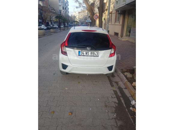 Sahibinden Honda Jazz 1.3 Elegance 2015 Model  159.000 km