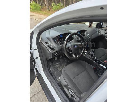 Sahibinden Ford Focus 1.6 TDCi Trend X 2015 Model  234.600 km Beyaz