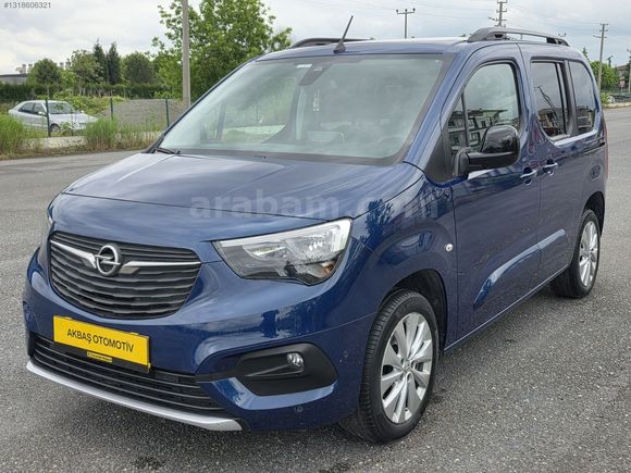 AKBAŞ OTOMOTİV'DEN HATASIZ OPEL COMBO ULTİMATE CAM TAVAN 2023.