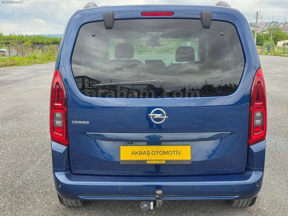 AKBAŞ OTOMOTİV'DEN HATASIZ OPEL COMBO ULTİMATE CAM TAVAN 2023.