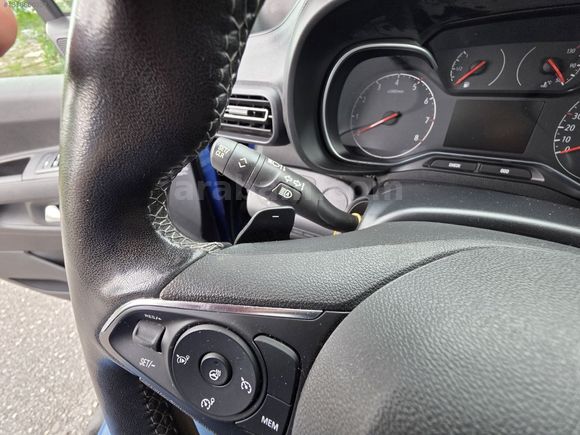 AKBAŞ OTOMOTİV'DEN HATASIZ OPEL COMBO ULTİMATE CAM TAVAN 2023.