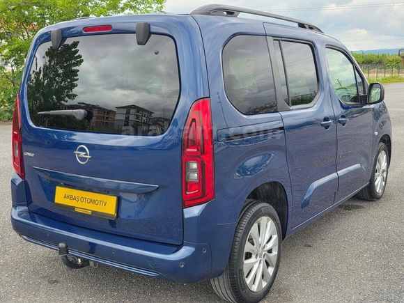AKBAŞ OTOMOTİV'DEN HATASIZ OPEL COMBO ULTİMATE CAM TAVAN 2023.