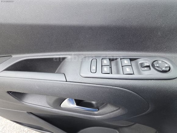 AKBAŞ OTOMOTİV'DEN HATASIZ OPEL COMBO ULTİMATE CAM TAVAN 2023.