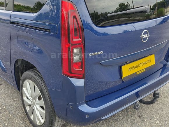 AKBAŞ OTOMOTİV'DEN HATASIZ OPEL COMBO ULTİMATE CAM TAVAN 2023.