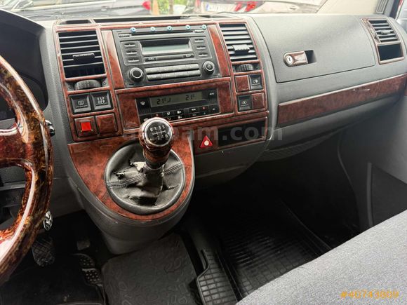 2009 CARAVELLA 2.5 TDİ COMFORTLİNE 210 BİN KM 9+1 ORJİNAL