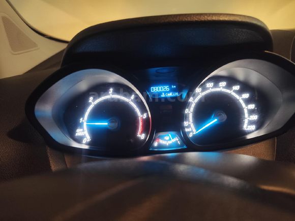 Sahibinden Ford Tourneo Courier 1.5 TDCi Trend 2020 Model