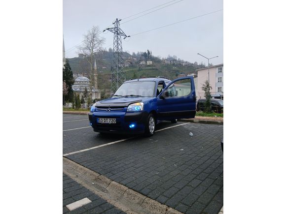 Sahibinden Citroen Berlingo 1.9 D 2004 Model Rize 297.000 km Mavi