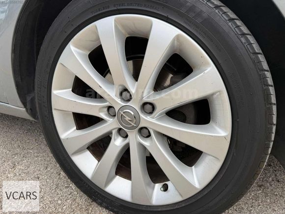 NADİR TEMİZLİKTE 2011 MODEL OPEL MERİVA + BENZİN