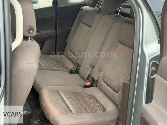 NADİR TEMİZLİKTE 2011 MODEL OPEL MERİVA + BENZİN