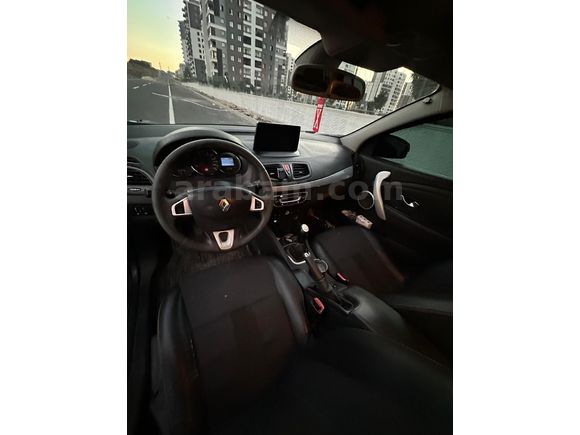 Sahibinden temiz ve bakımlı Renault Fluence 1.6 Dynamique 2011 Model