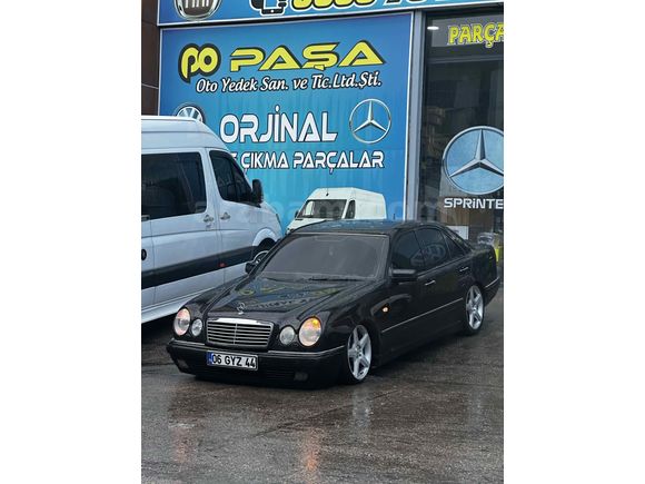Sahibinden Mercedes - Benz E 200 Kompressor Avantgarde 1999 Model 
