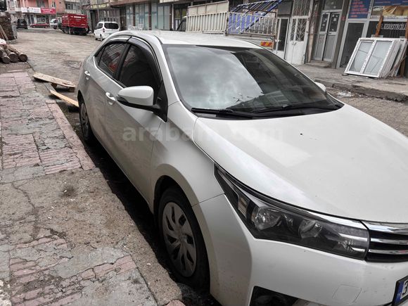 Sahibinden Toyota Corolla 1.33 Life 2014 Model 