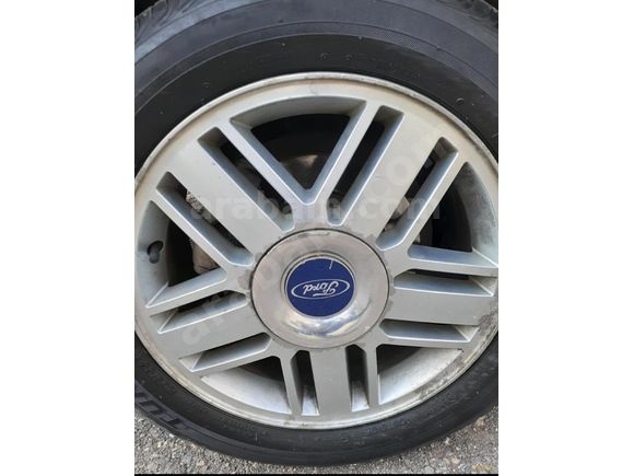 Sahibinden Ford Focus 1.6 Ghia 2006 Model