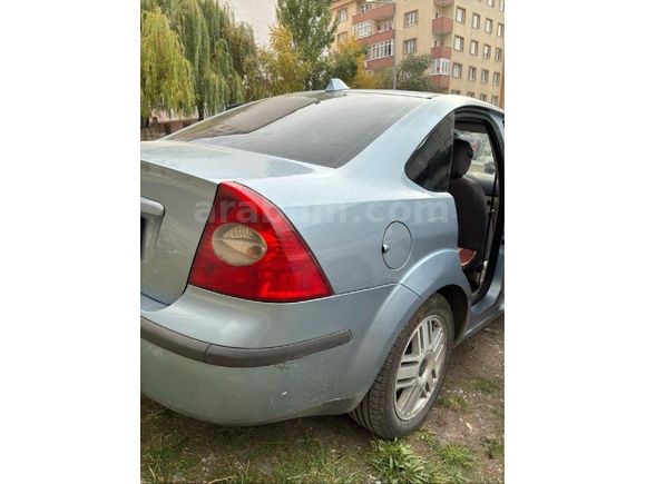 Sahibinden Ford Focus 1.6 Ghia 2006 Model