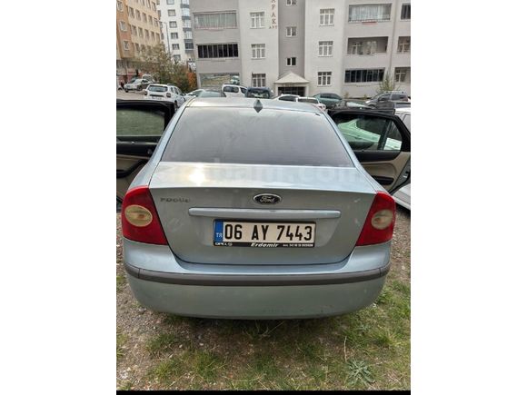 Sahibinden Ford Focus 1.6 Ghia 2006 Model