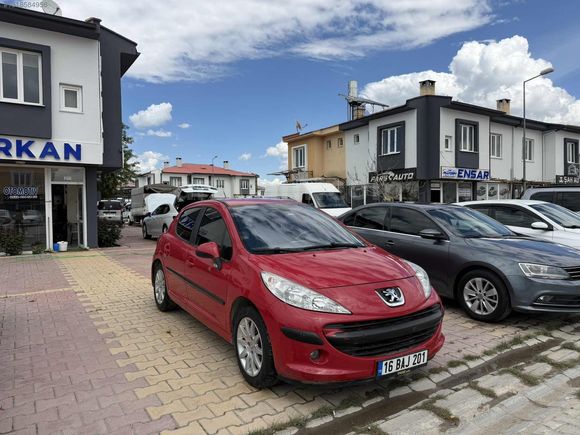 2008 MODEL 175000 KİLOMETREDE PEUGEOT 207 1.6VTİ OTOMATİK