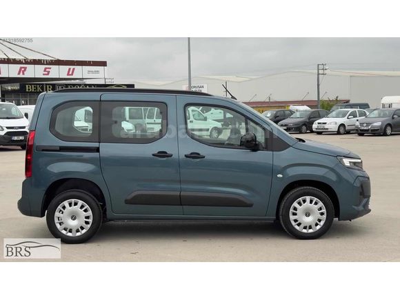 OPEL COMBO 1.5 D OTOMATİK 0 KM
