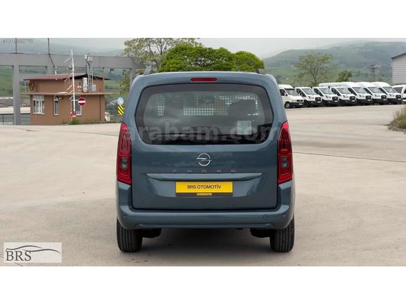OPEL COMBO 1.5 D OTOMATİK 0 KM