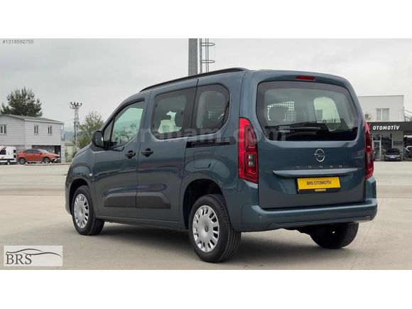 OPEL COMBO 1.5 D OTOMATİK 0 KM