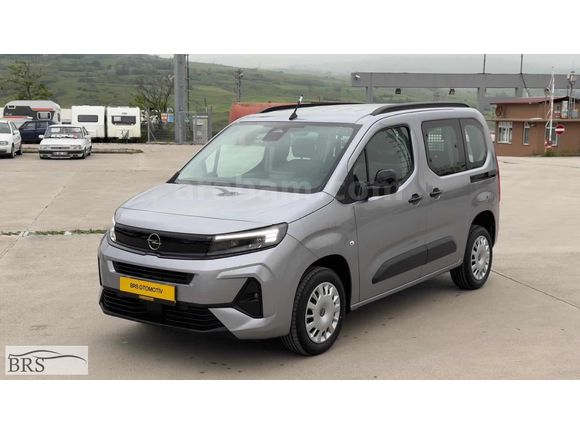 OPEL COMBO 1.5D OTOMATİK 0 KM