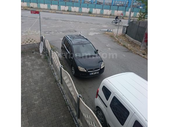 Sahibinden Ford C-Max 1.6 TDCi Ghia 2005 Model