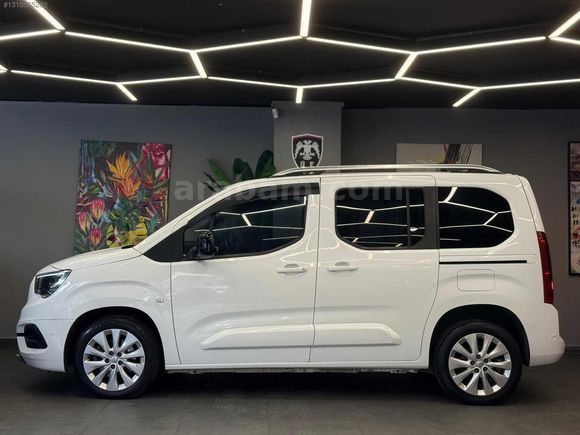 FLİES MOTORS'DAN 2022 135'BİNKM COMBO ULTİMATE CAMTVN+OTOMATİK