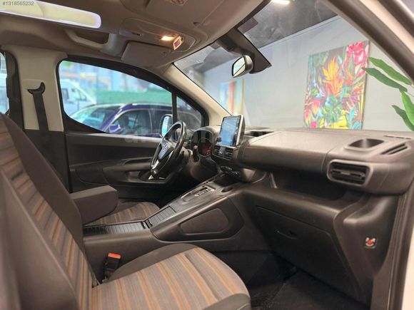 FLİES MOTORS'DAN 2022 135'BİNKM COMBO ULTİMATE CAMTVN+OTOMATİK