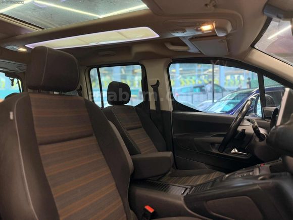 FLİES MOTORS'DAN 2022 135'BİNKM COMBO ULTİMATE CAMTVN+OTOMATİK