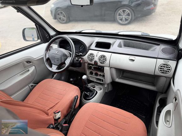 ADİLCEVAZ OTODAN 2010 1.5 DCİ KLİMALI ÇİFT SÜRGÜ SIFIR MOTORLU