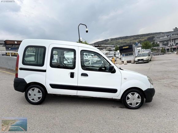 ADİLCEVAZ OTODAN 2010 1.5 DCİ KLİMALI ÇİFT SÜRGÜ SIFIR MOTORLU