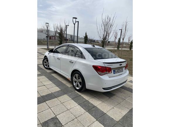 Sahibinden Chevrolet Cruze 1.6 Design Edition 2011 Model 