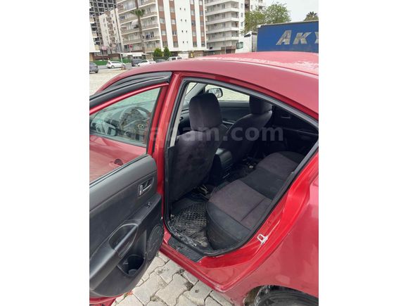 Sahibinden Mazda 3 1.6 Dynamic 2005 Model  495.850 km Kırmızı
