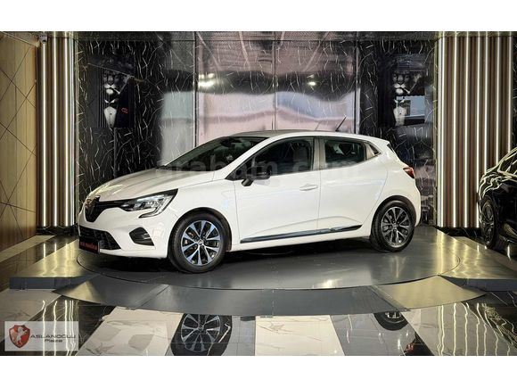 ASLANOĞLU PLAZA'DAN 2023 RENAULT CLİO 1.0TCE TOUCH