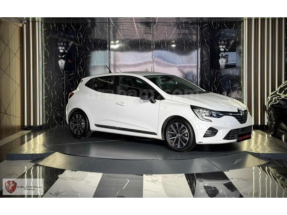 ASLANOĞLU PLAZA'DAN 2023 RENAULT CLİO 1.0TCE TOUCH