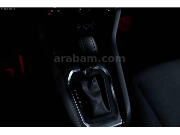 0.79 KREDİ İMKANI 2022 MODEL CLİO TOUCH OTOMATİK