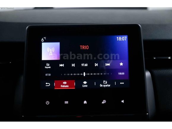 0.79 KREDİ İMKANI 2022 MODEL CLİO TOUCH OTOMATİK