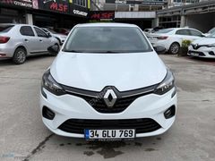 RENAULT CLİO 2023 MODEL TOUCH PAKET OTOMATİK HATASIZ BOYASIZ