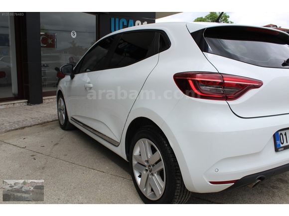 UCA81'DEN 2021 RENAULT CLİO 1.0 TCE TOUCH OTOMATİK K.K 12 TAKSİT