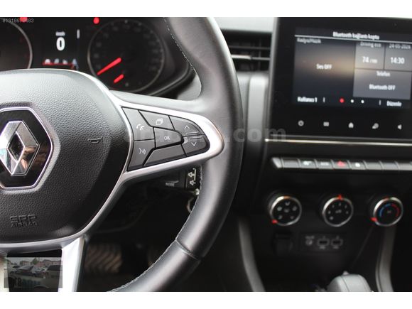 UCA81'DEN 2021 RENAULT CLİO 1.0 TCE TOUCH OTOMATİK K.K 12 TAKSİT