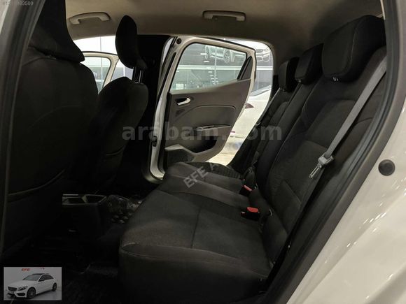 EFE* HATASIZ 77 BİNDE 2023 CLİO TOUCH GENİŞ EKRAN OTOMATİK