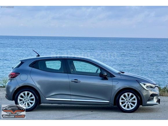 2022 CLİO OTOMATİK SADECE 23.000 KM'DE SIFIR AYARINDA
