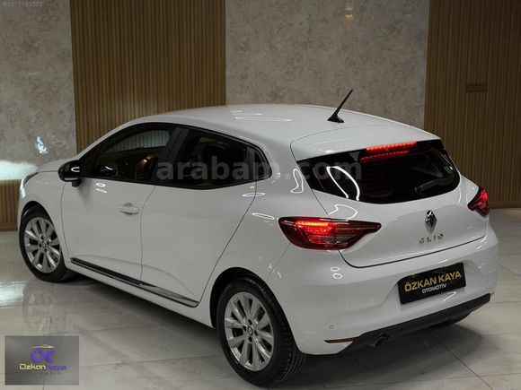 2023 TRAFİK ÇIKIŞLI HASAR KAYITSIZ 69BİNDE G.G.KAMERA